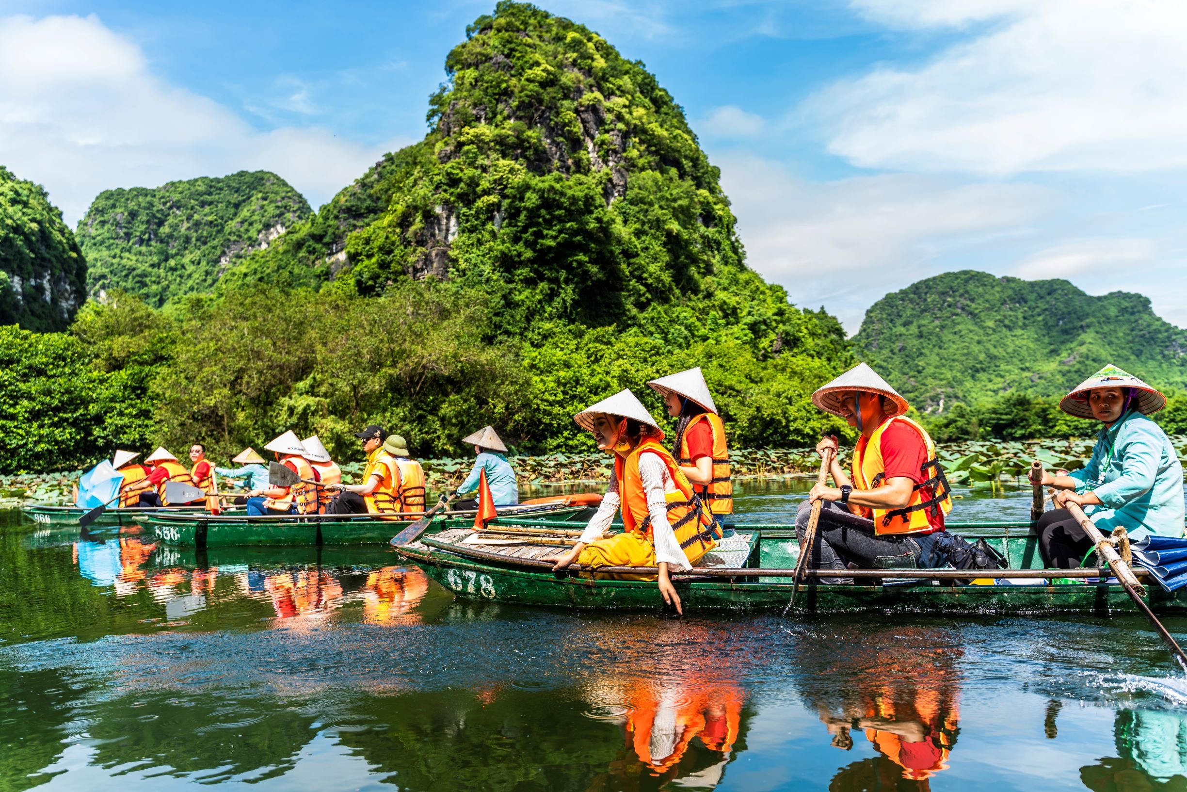 Vietravel trien khai nhieu uu dai tour dip Tet hinh anh