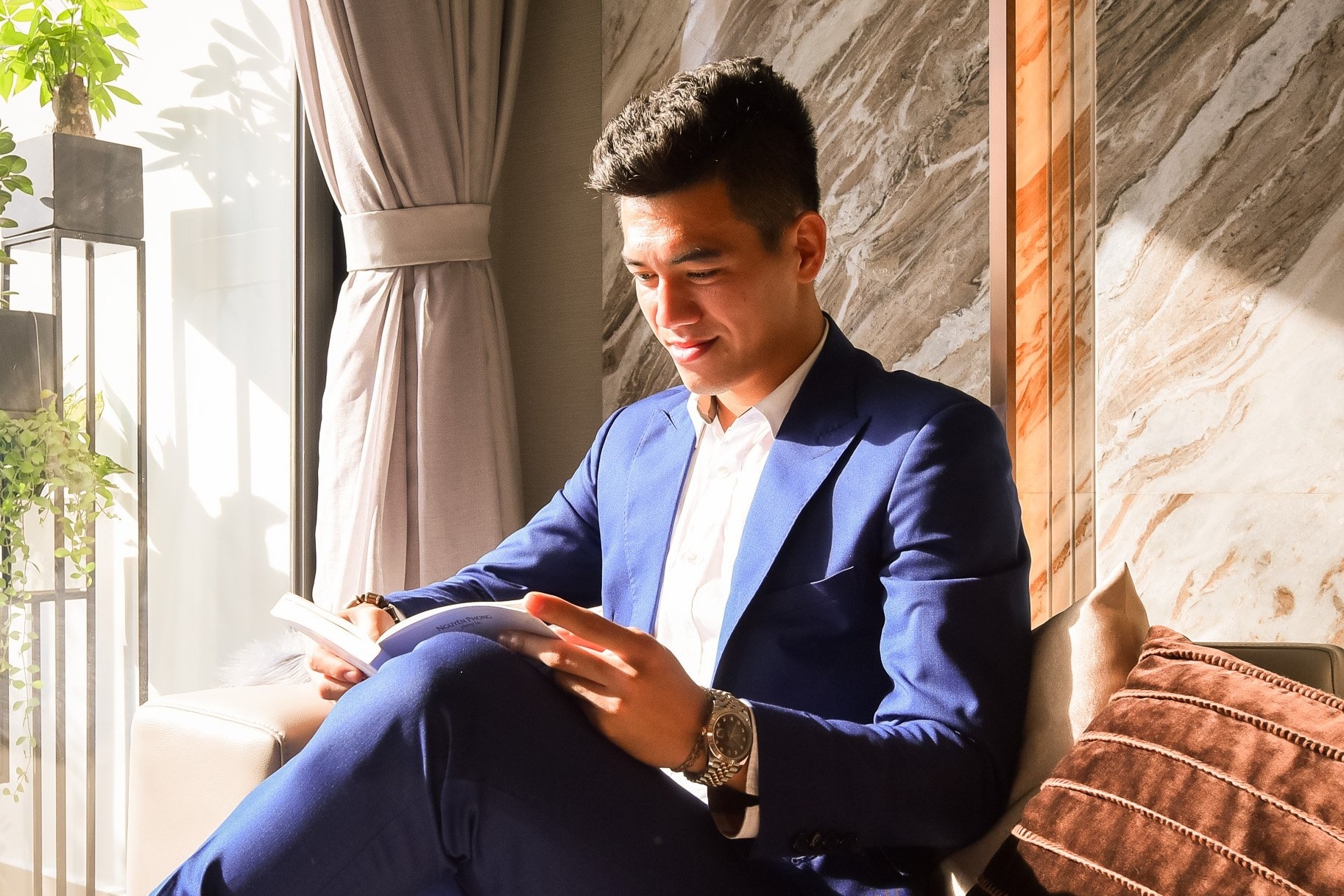 Cau thu Tien Linh bat mi chon an cu o Binh Duong hinh anh