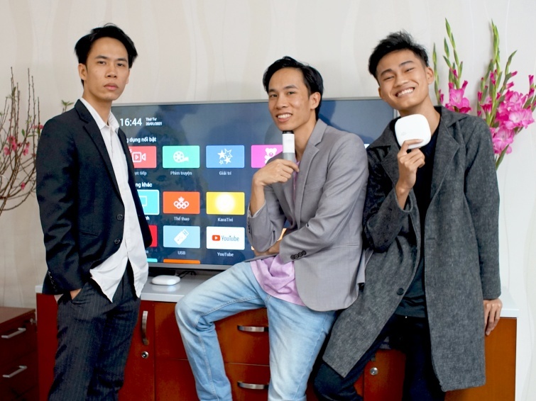 1977 Vlog: 'Theo duoi hoai bao nhung khong quen gia dinh' hinh anh