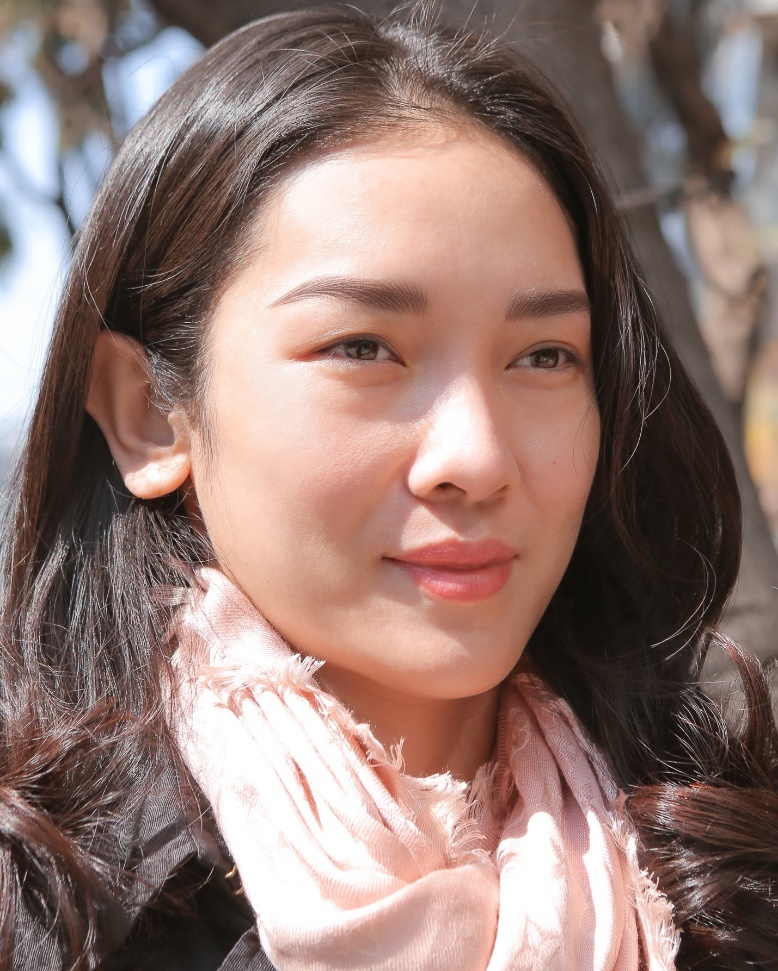 Change Kim Brows anh 4