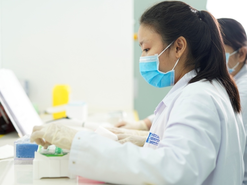 Gene Solutions ket hop 100 benh vien thuc hien xet nghiem gen mien phi hinh anh