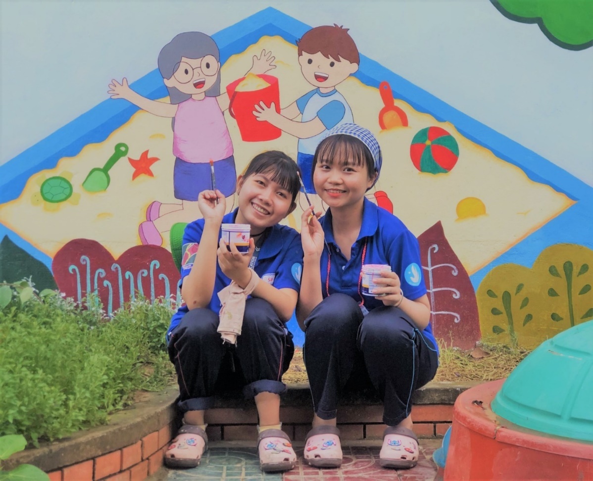 Tu sach va uoc mo cua co sinh vien dan toc dau tien nhan hoc bong AEON hinh anh