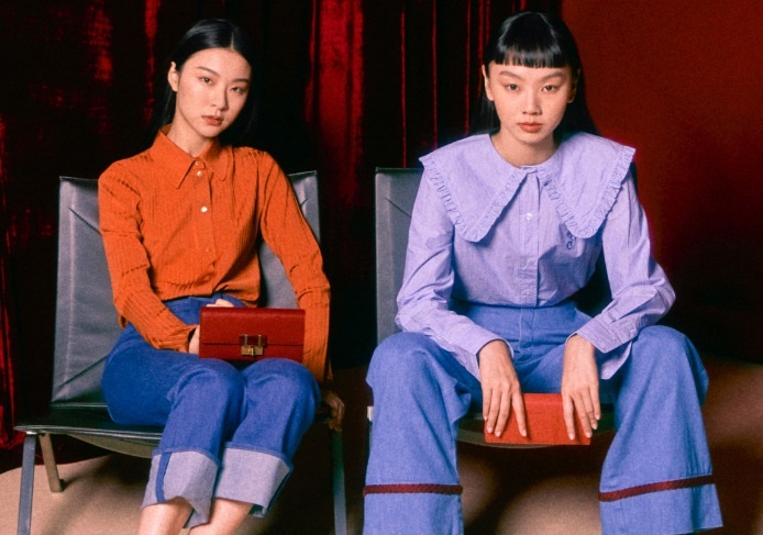 Mac an tuong mua Tet voi phu kien Charles & Keith hinh anh