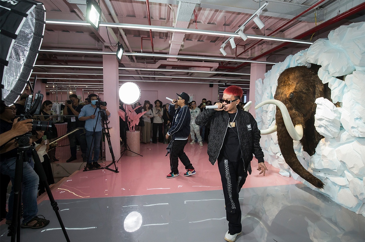 labels: ảnh 8 labels: anh 8