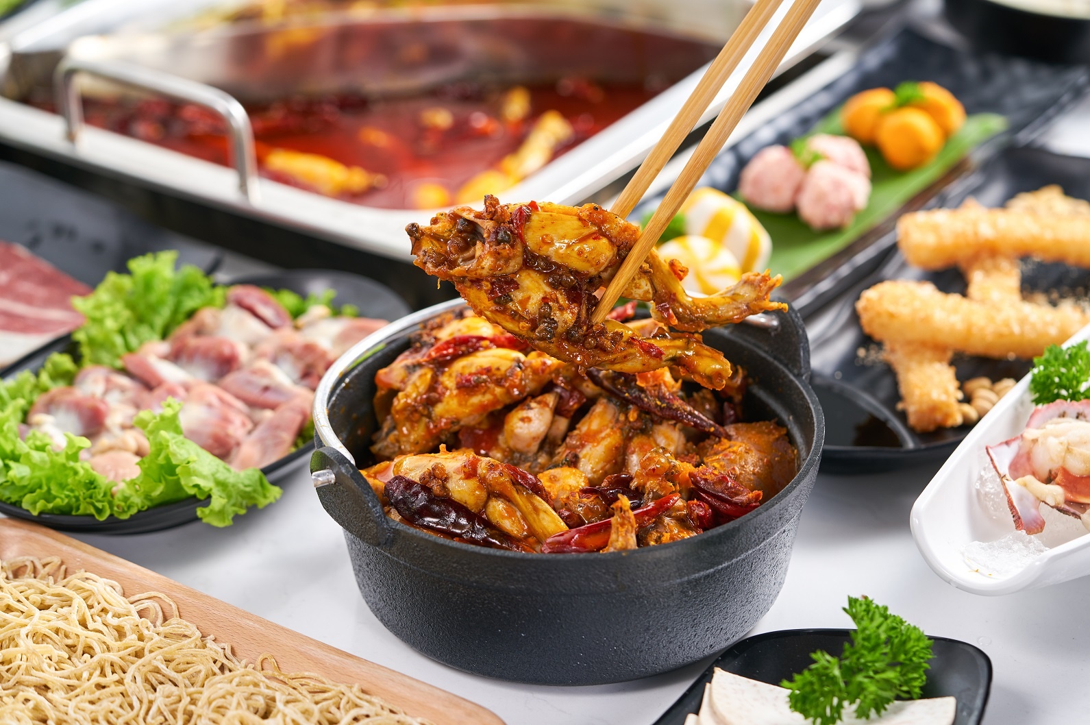 Lau ech Jiang Hu anh 2