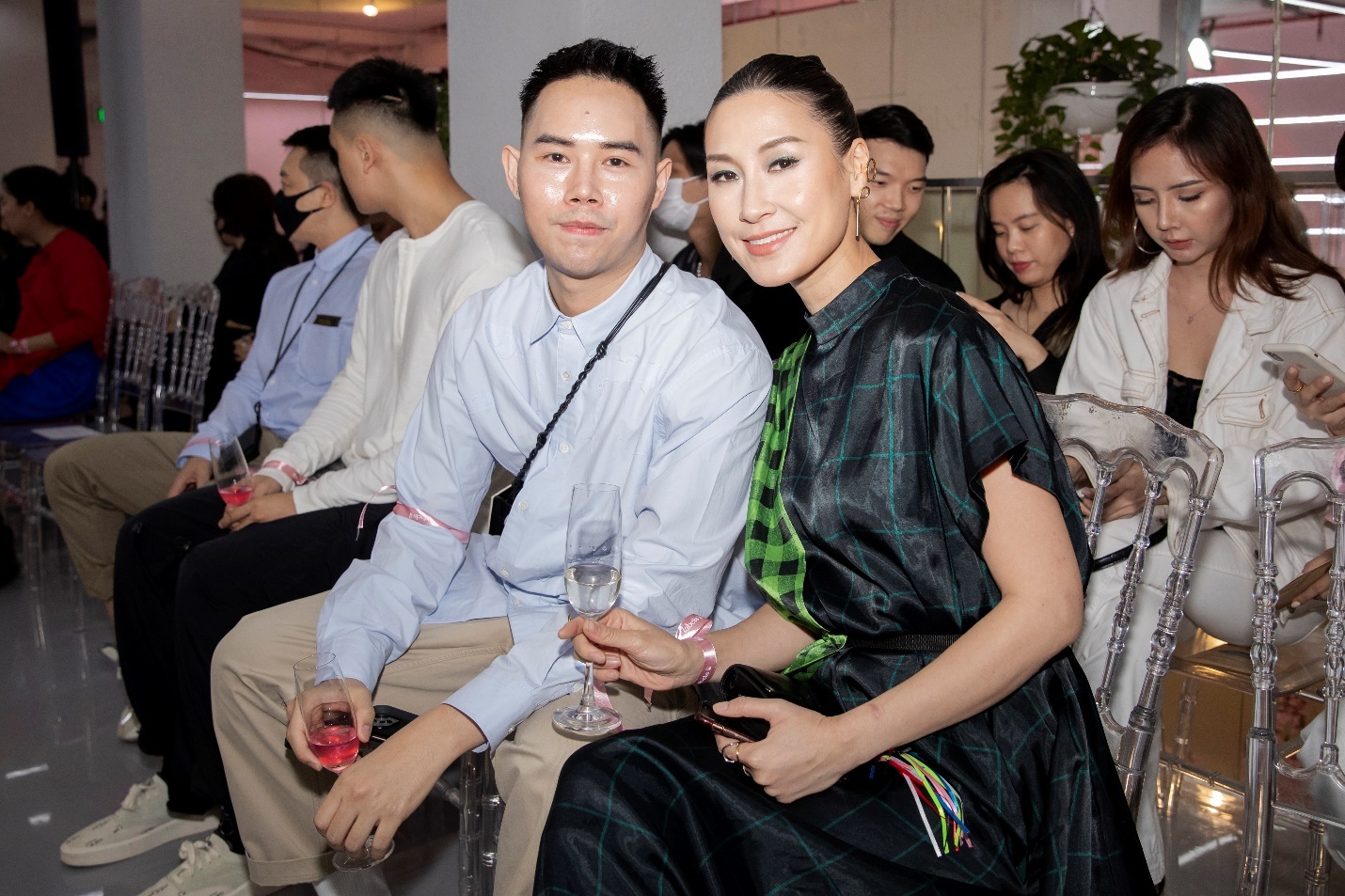 labels: ảnh 3 labels: anh 3