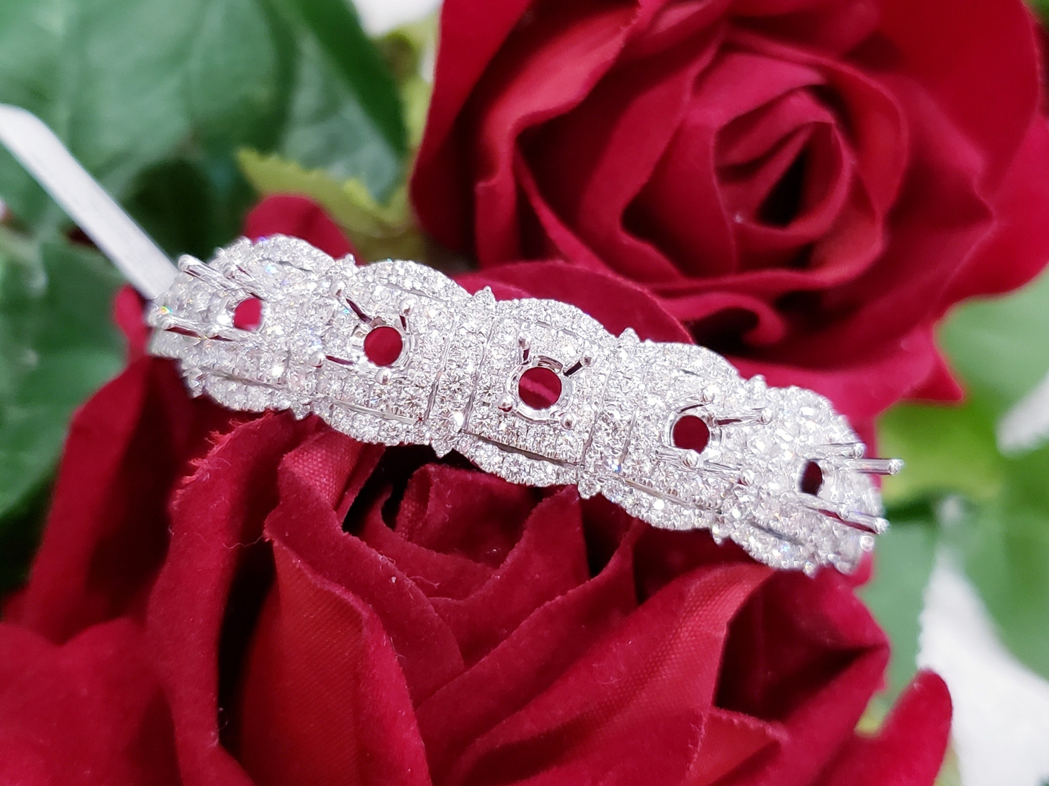 Doi moi phong cach voi Trang suc Ngoai hinh anh