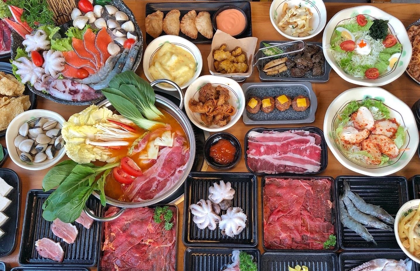 Ngoa ra mat kenh review cho tin do sanh an hinh anh