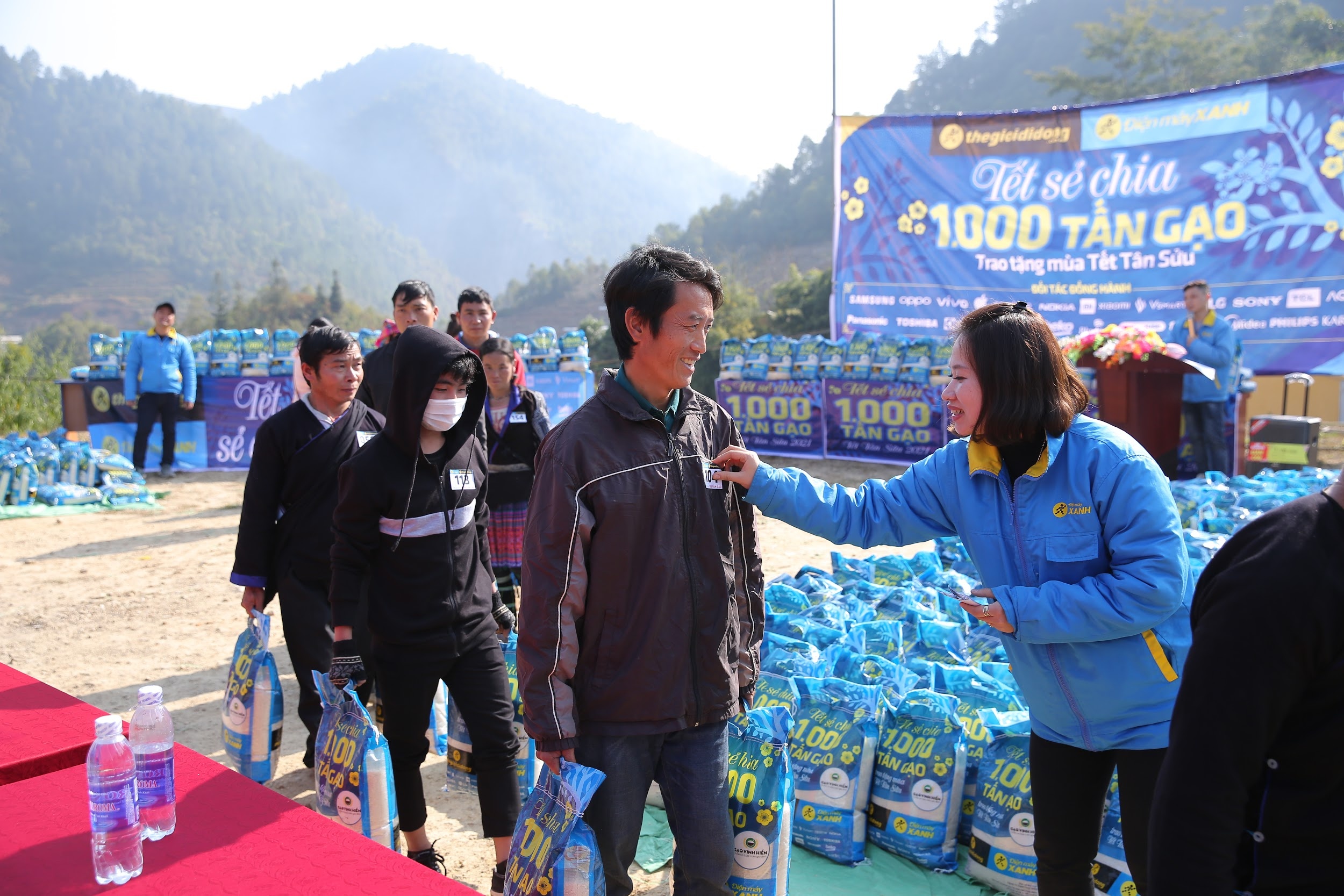 The Gioi Di Dong anh 3