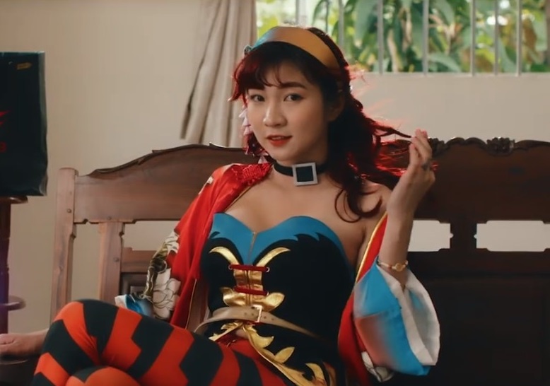 Bac Gau, Nhu Hexi xuat hien trong phim hai Tet cua Free Fire hinh anh