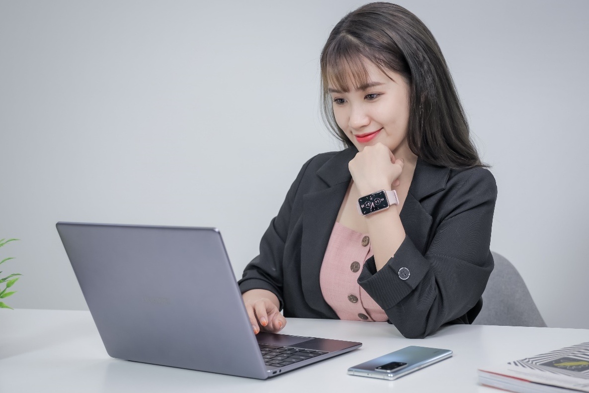 Nhung mon qua cong nghe tang nguoi thuong dip Valentine hinh anh