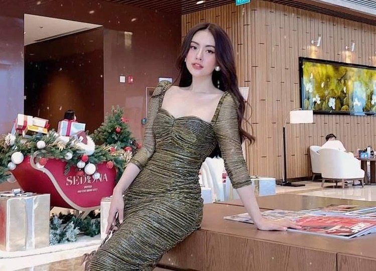Van Van Boutique tung loat san pham cho phai dep don xuan hinh anh