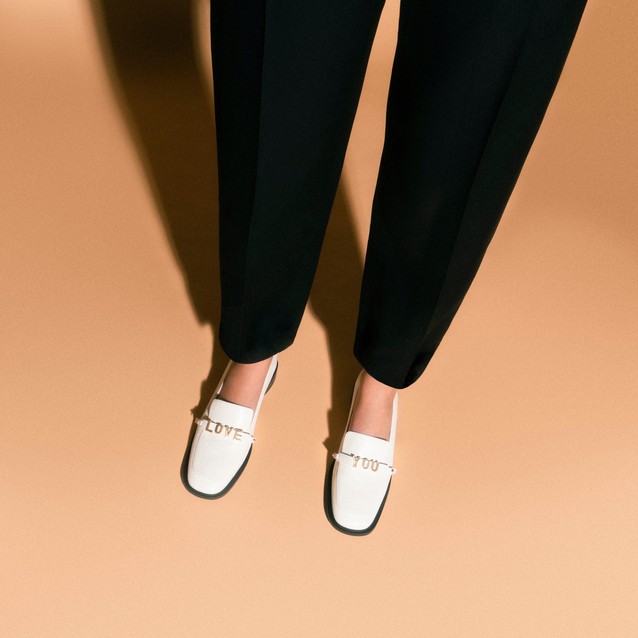 Charles & Keith anh 5