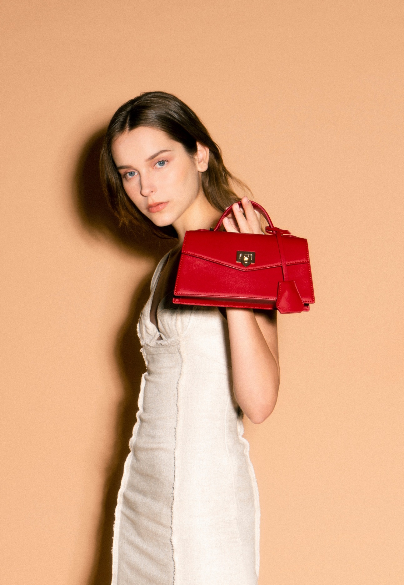 Charles & Keith anh 8