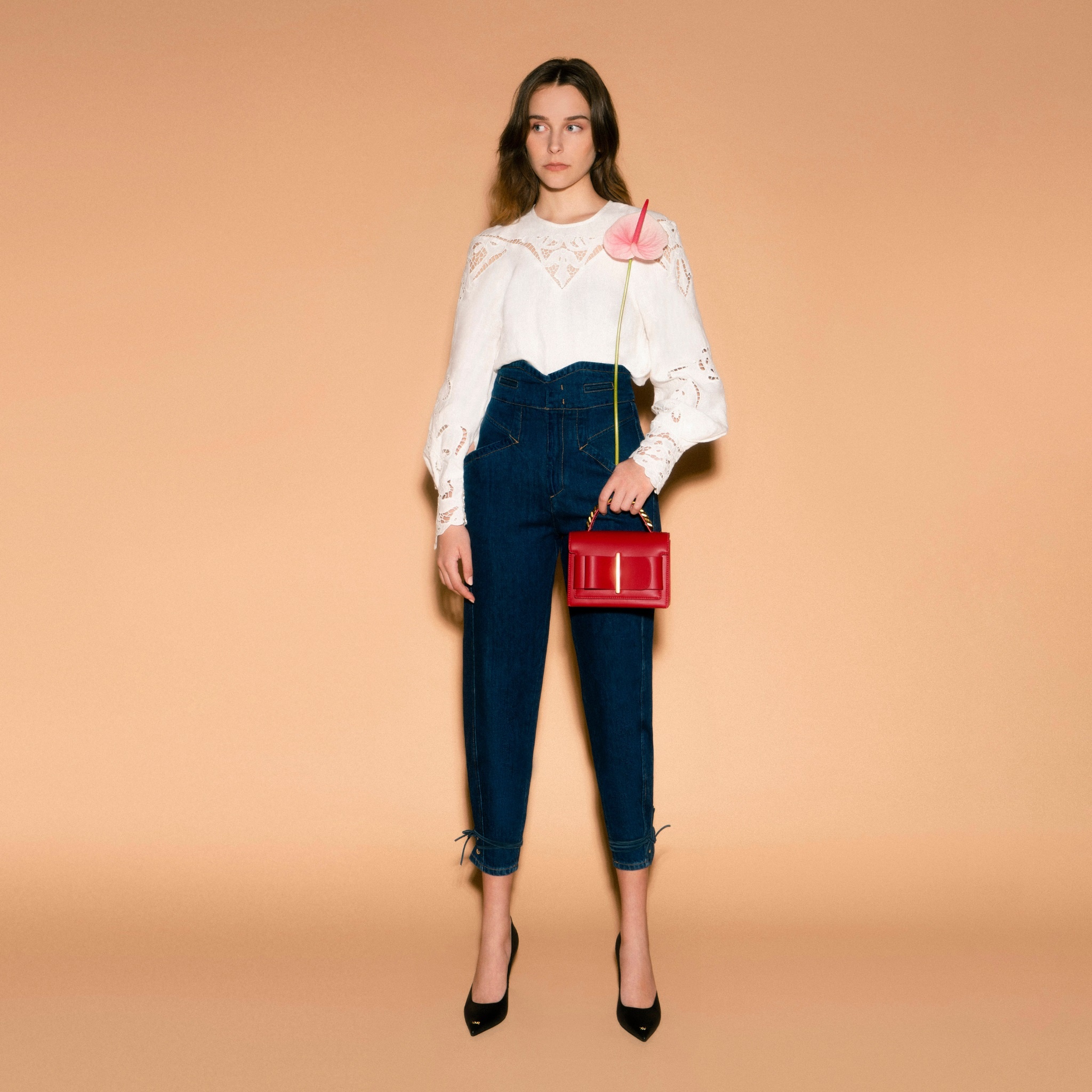 Charles & Keith anh 11