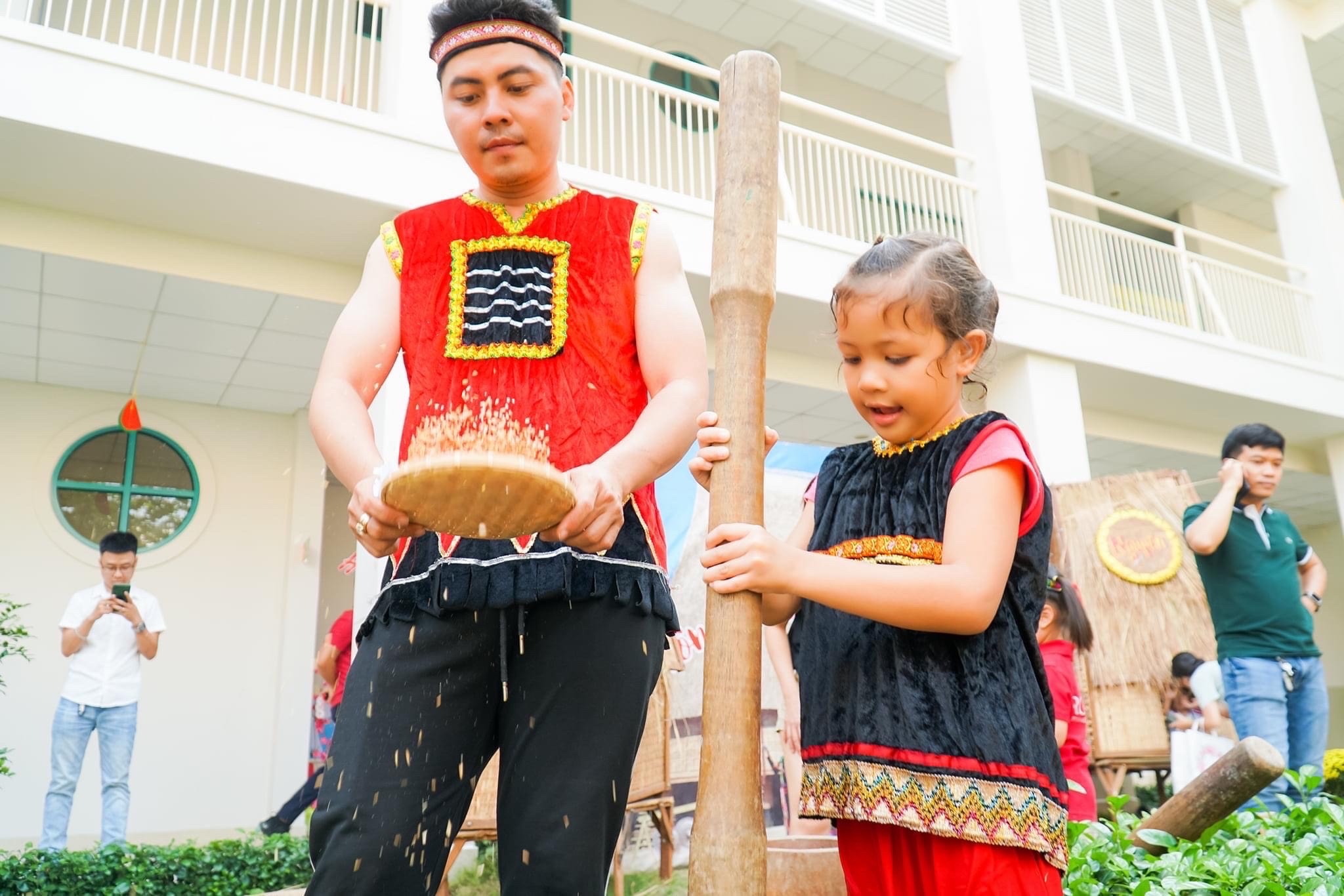 Co gi ben trong truong Mam non song ngu KinderStar? hinh anh