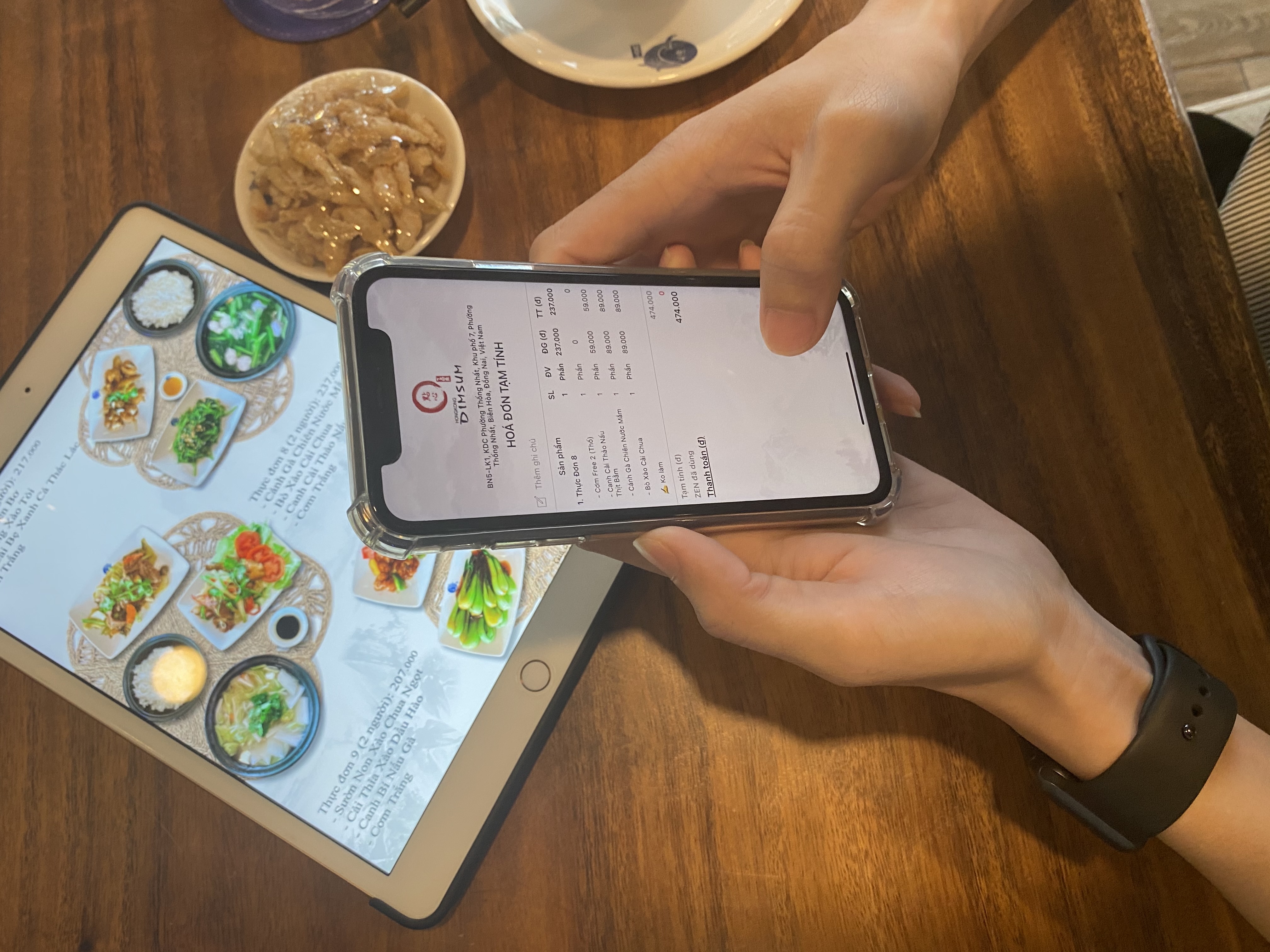 Nha hang don hon 1.000 luot khach moi ngay nho chuyen doi so hinh anh