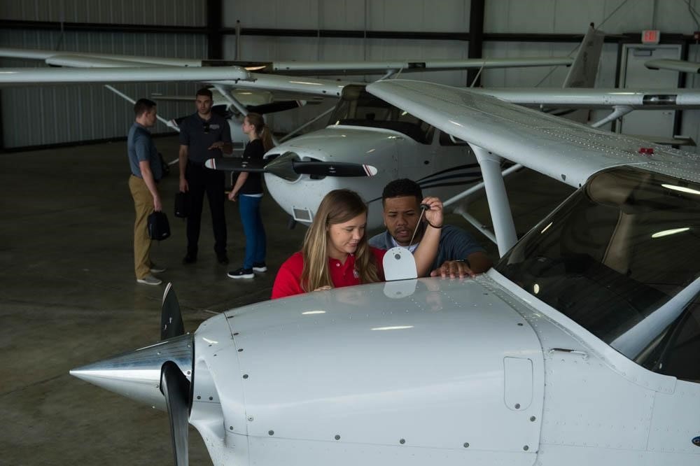 Lewis University anh 4