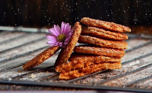 Thuong thuc banh que truyen thong Ha Lan hinh anh