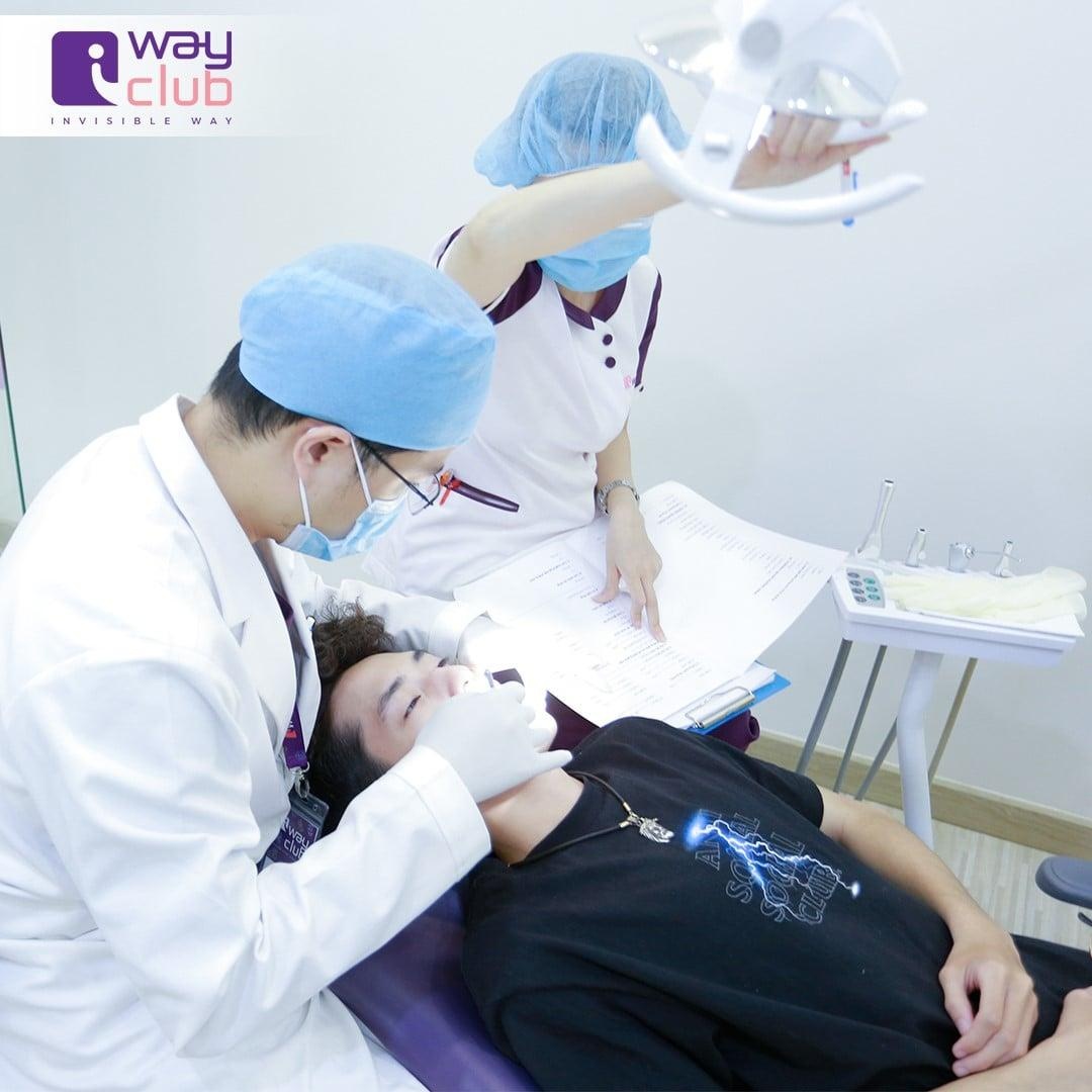 niềng răng trong suốt ảnh 3 nieng rang trong suot anh 3