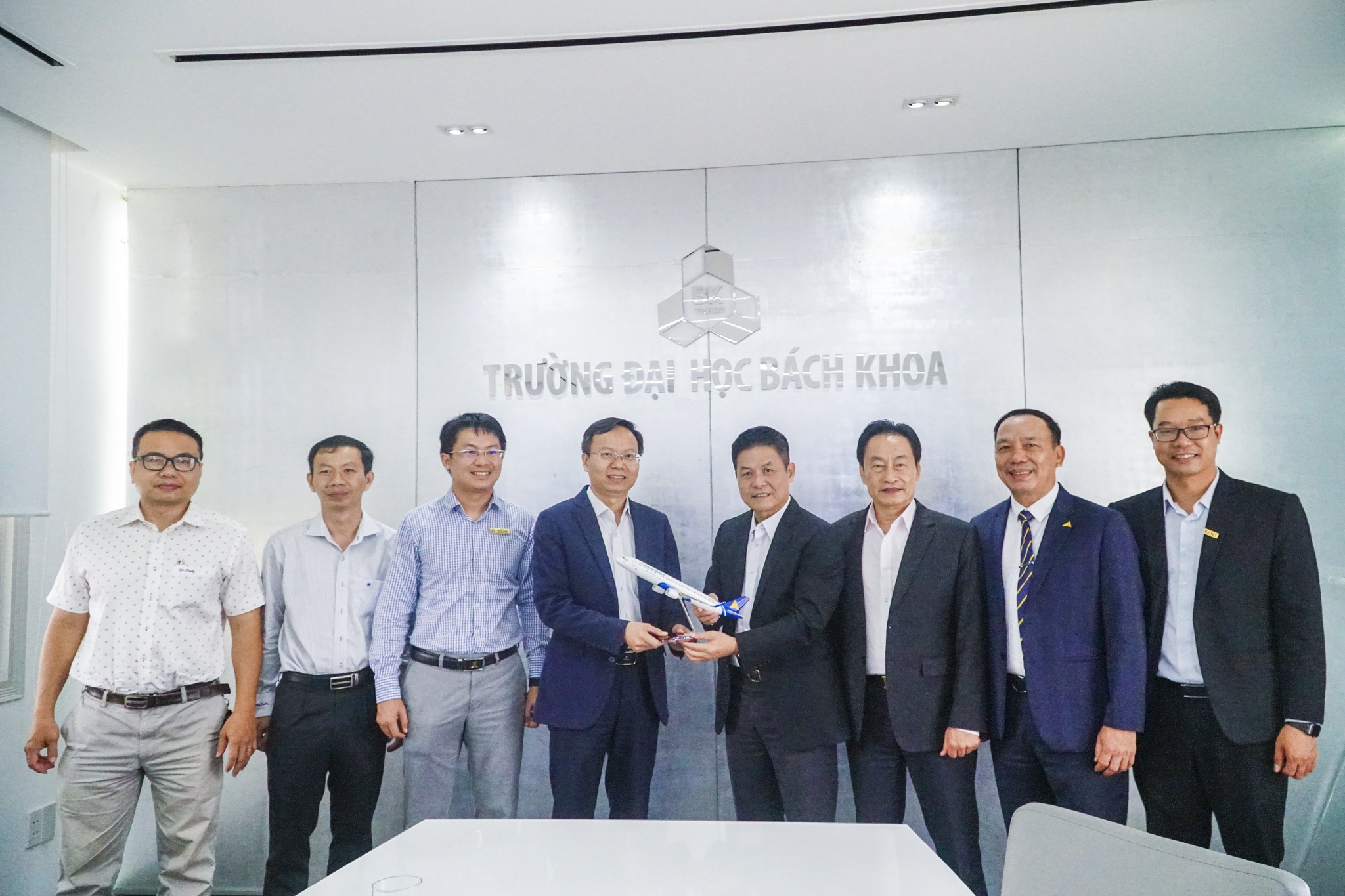 Vietravel Holdings anh 4