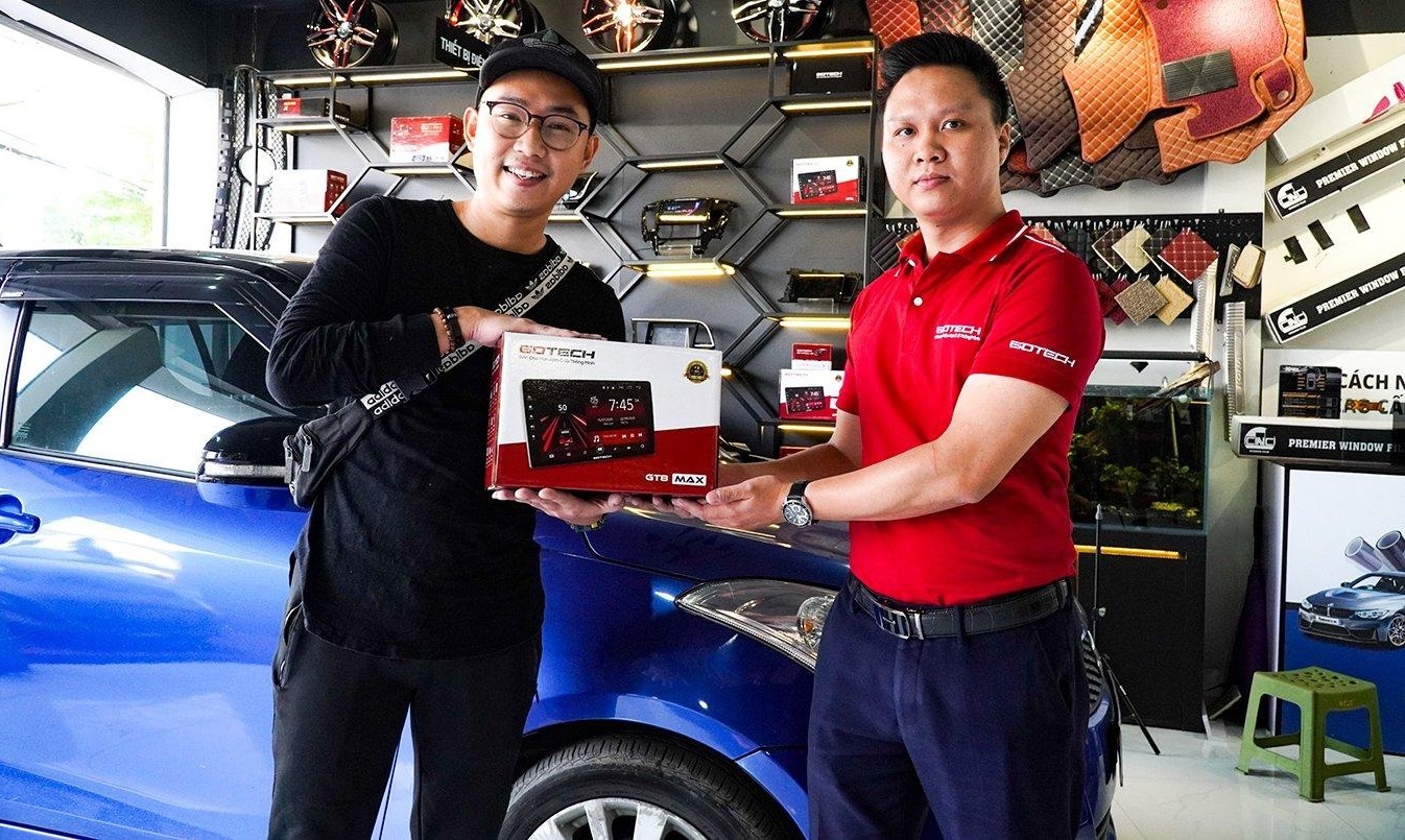 Minh Tit an tuong voi man hinh oto Gotech GT8MAX hinh anh