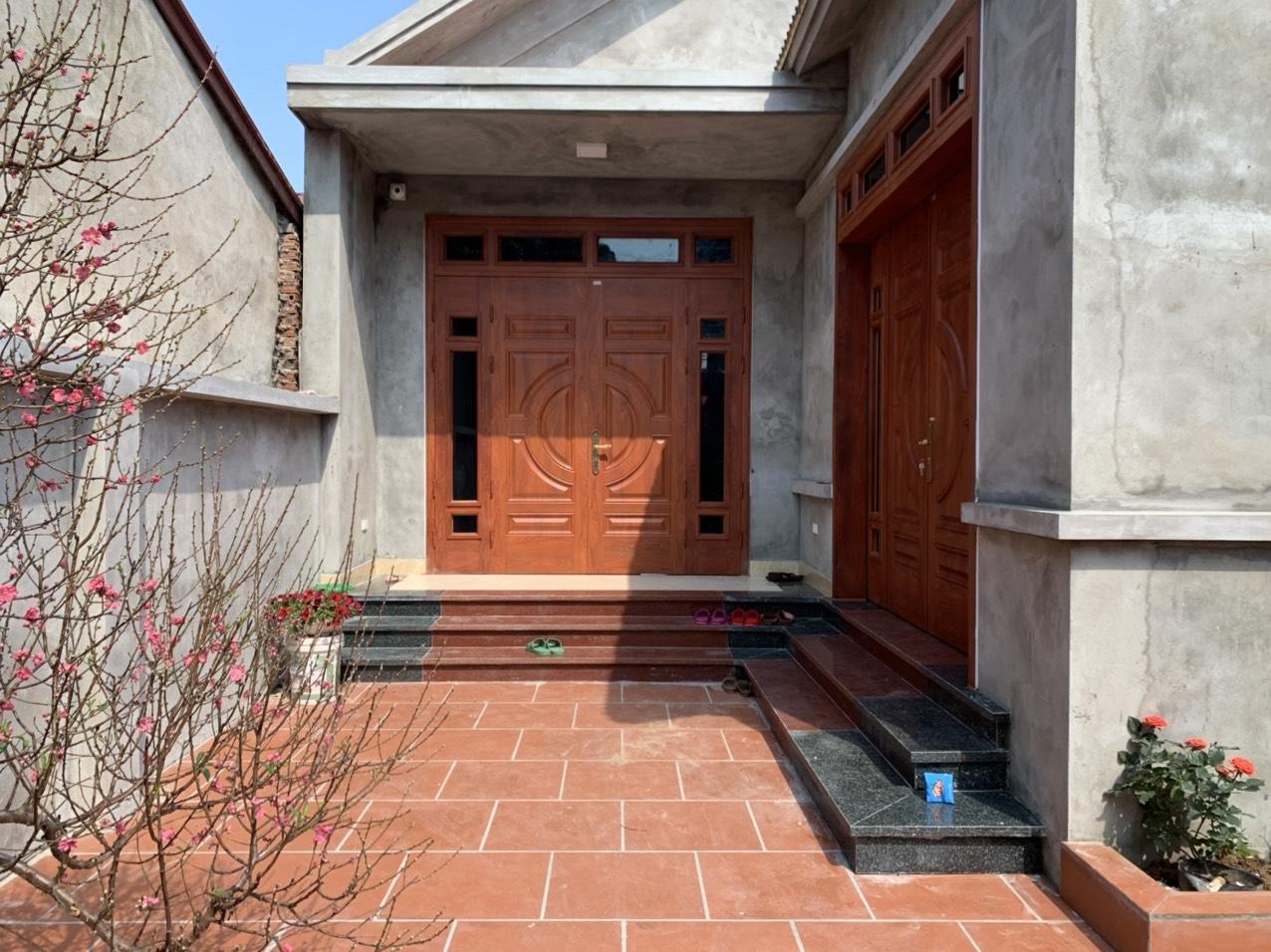 Cua thep van go anh 2