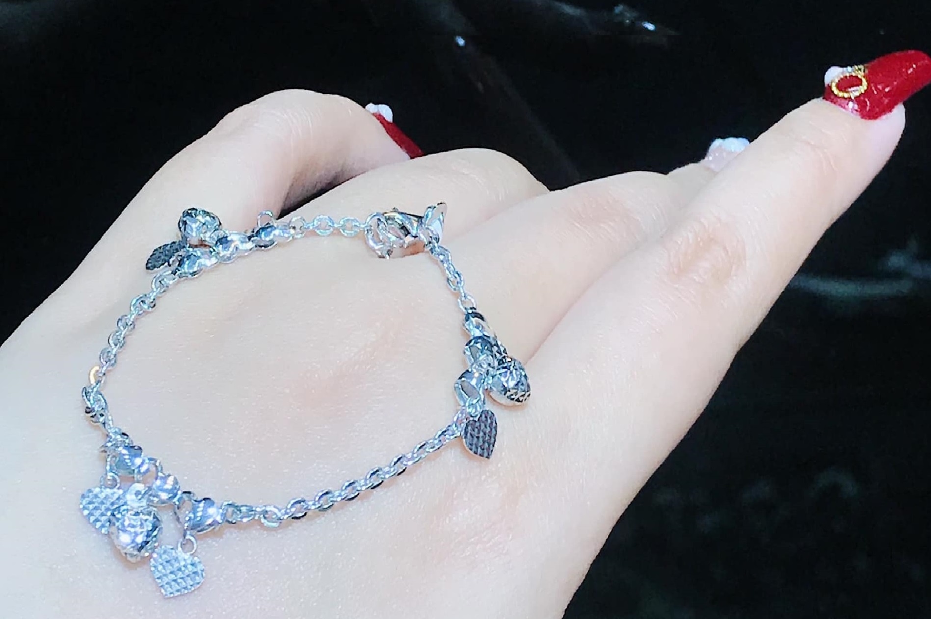 Mua trang suc Italy tai tiem vang Thinh Kim Lan hinh anh