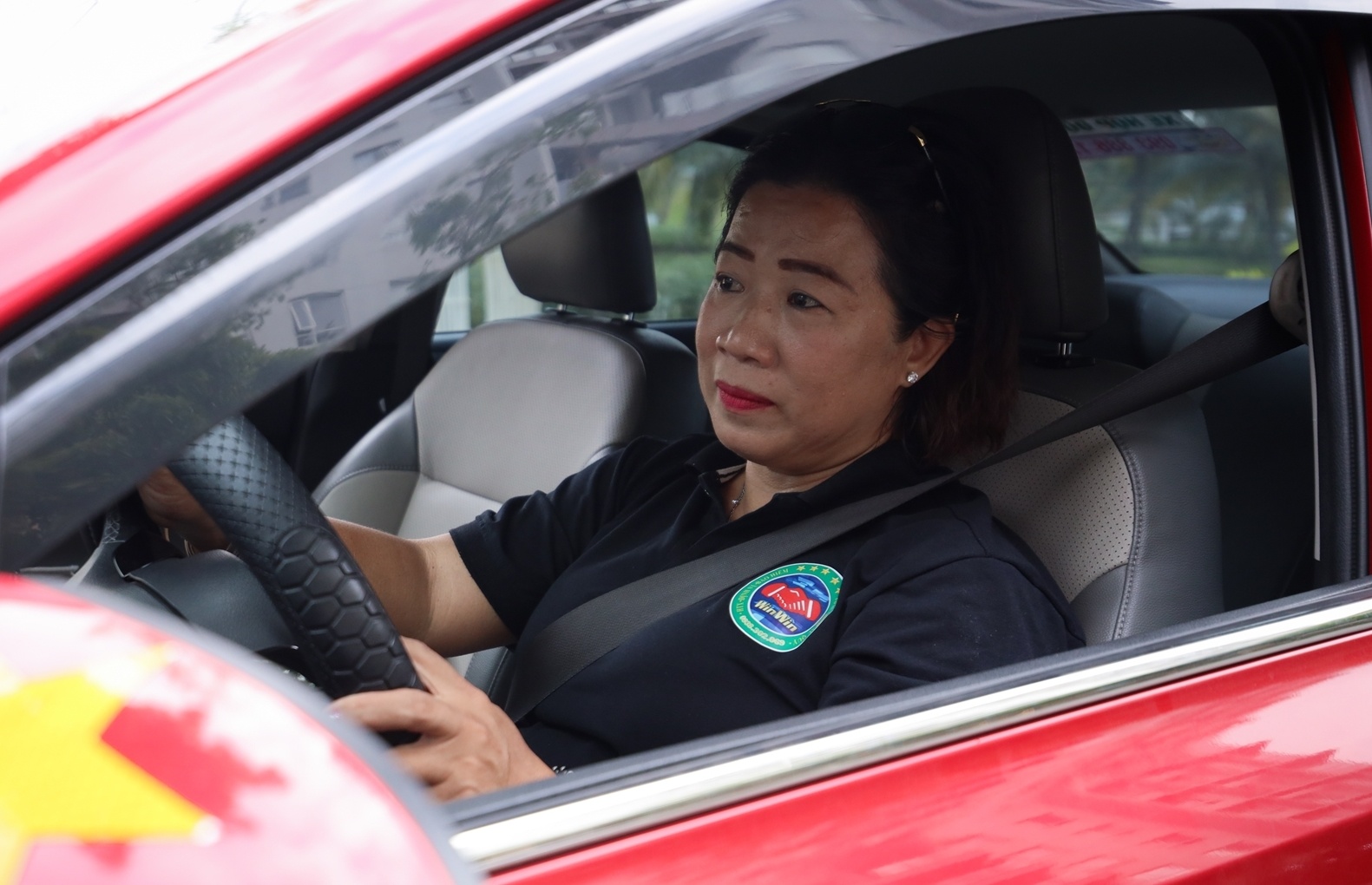 Nu tai xe Grab: ‘Toi manh me va ran roi hon sau tay lai’ hinh anh