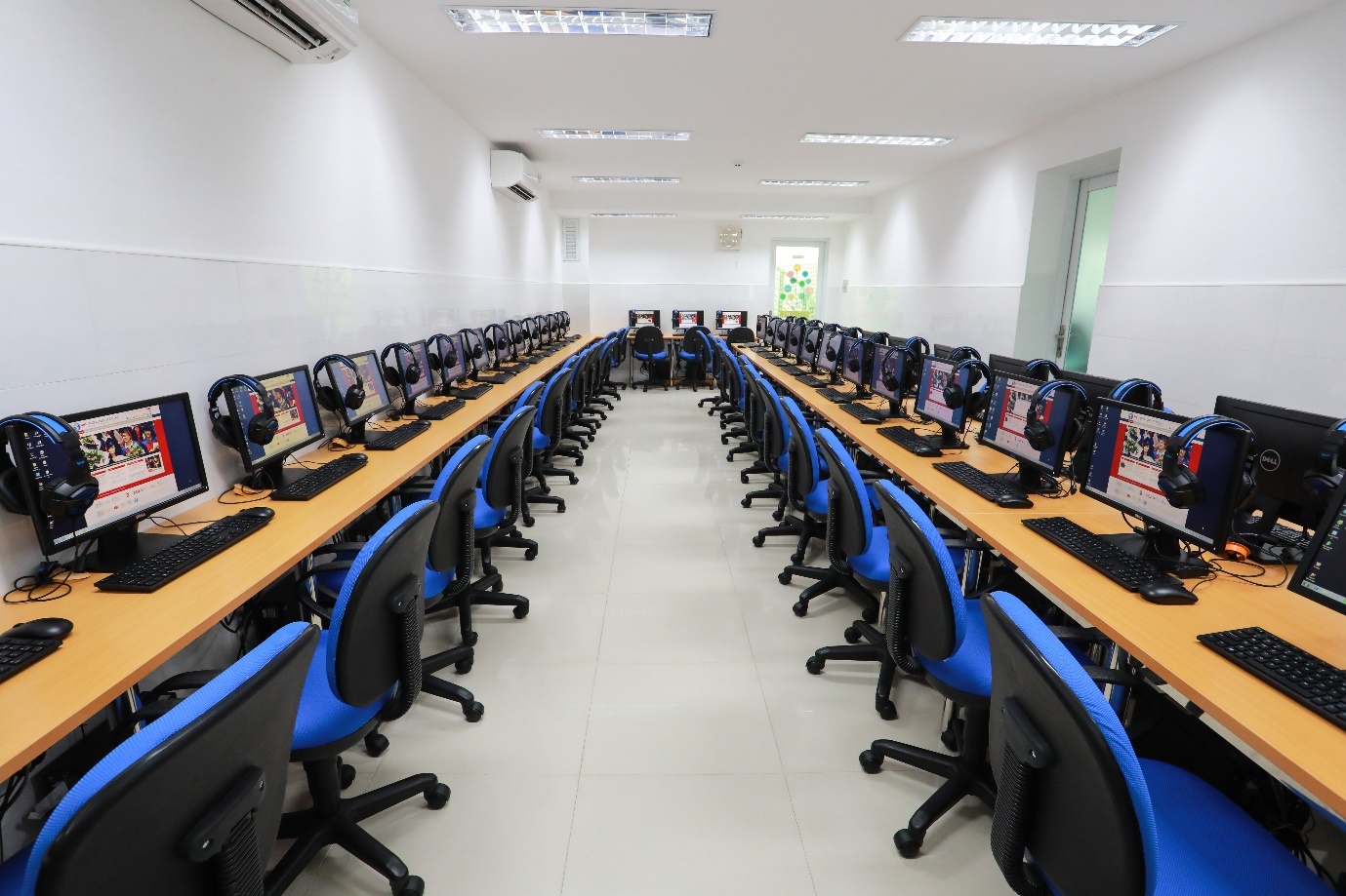 Asian School ảnh 4 Asian School anh 4