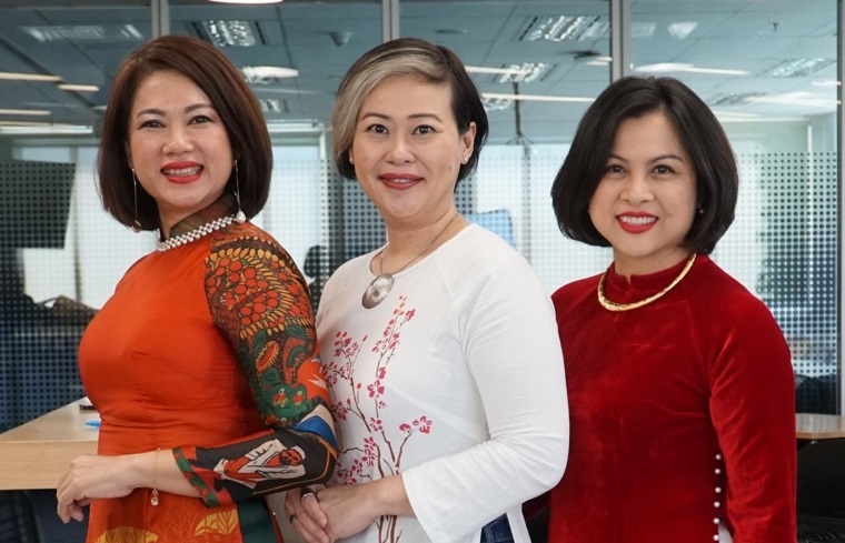 Manulife Viet Nam tap trung tang ty le nu gioi trong vai tro lanh dao hinh anh