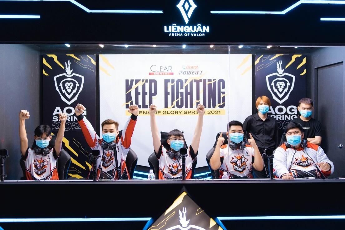 Dau truong Danh vong mua xuan 2021 hut hon 400.000 nguoi xem truc tiep hinh anh