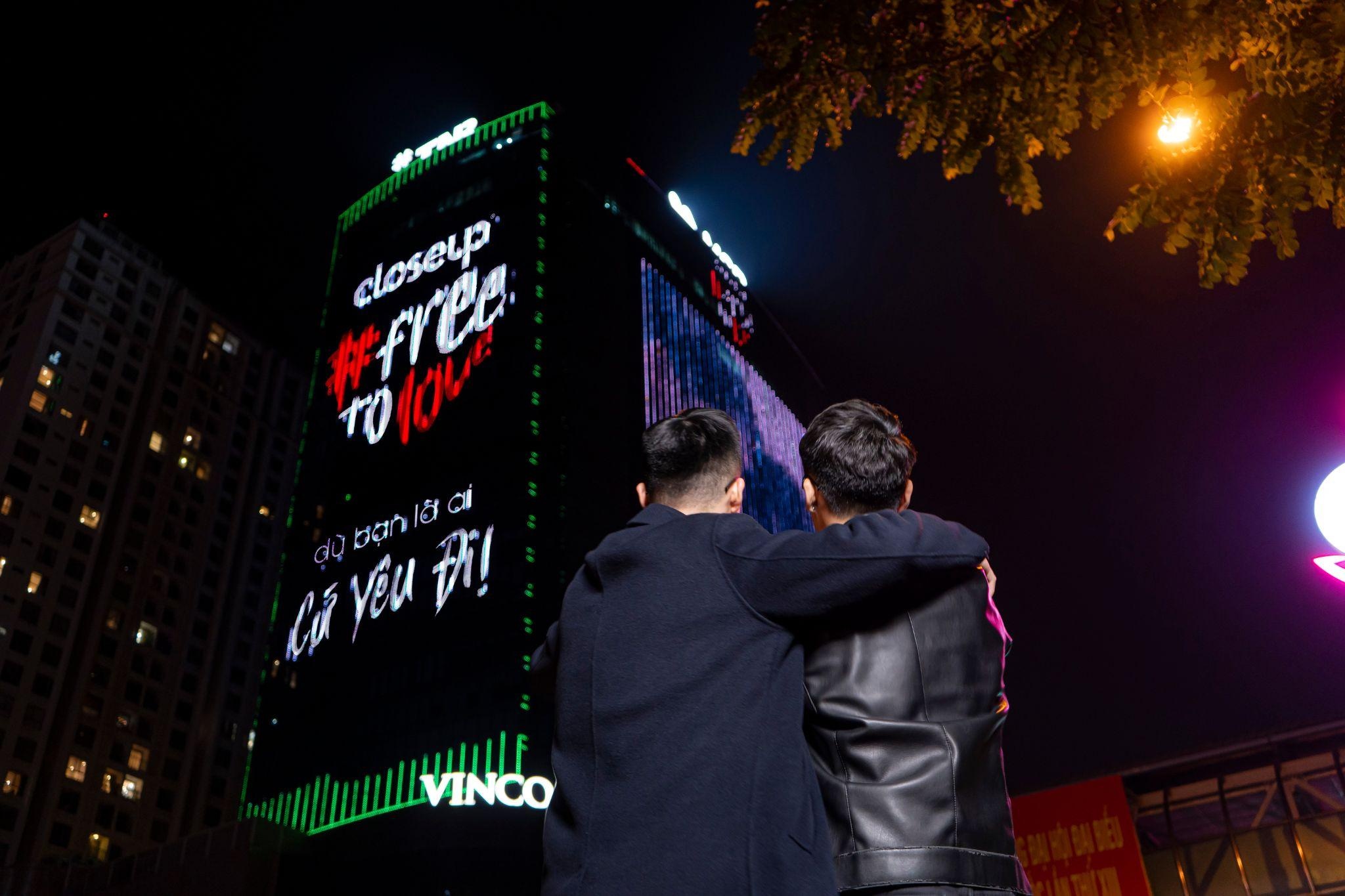 Thong diep ‘#freetolove’ cua cac cap doi tu do yeu vuot dinh kien hinh anh