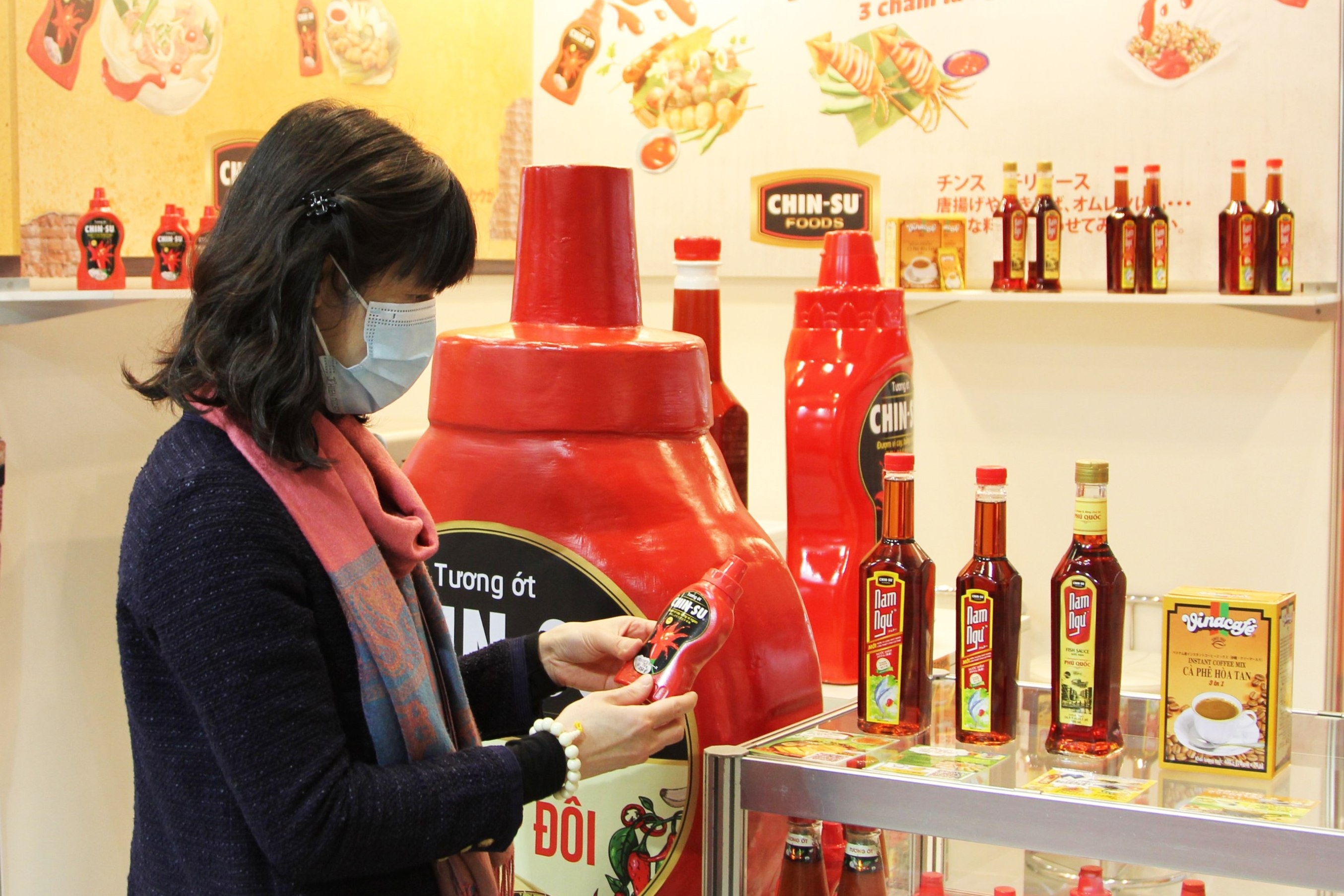 Tuong ot Viet lan dau xuat hien tai Foodex Japan hinh anh