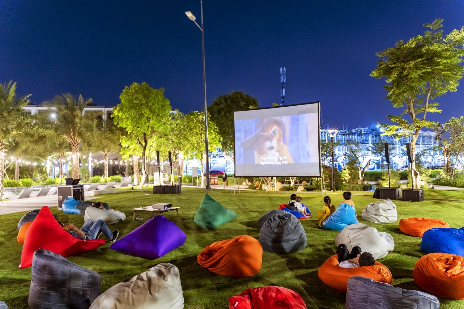 BDS An Gia,  The Standard anh 6