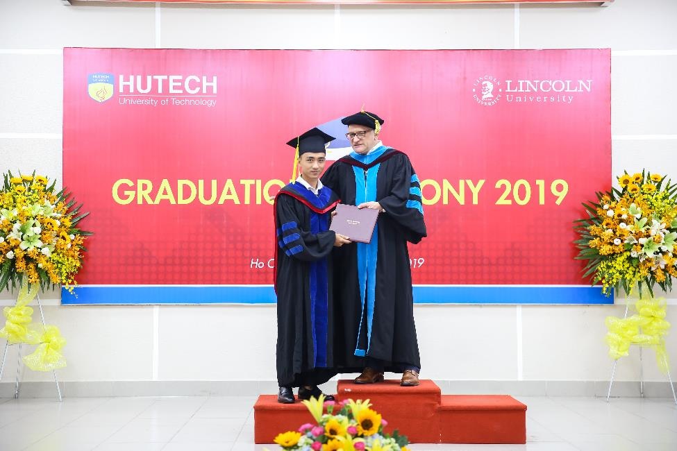 Dai hoc Lincohn,  Hutech anh 3