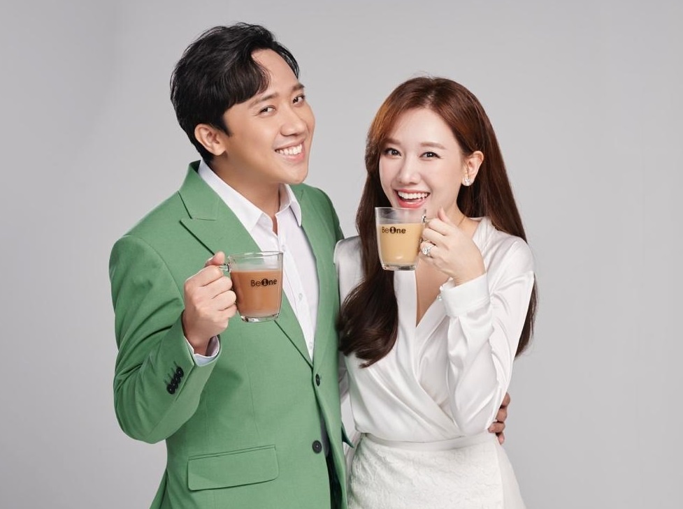 Tran Thanh - Hari Won lam dai su thuong hieu ngu coc Beone hinh anh