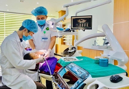 Kham rang ham mat tai Nha khoa Pham Hung hinh anh