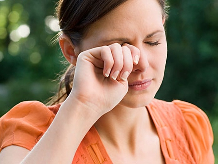 Dieu gi xay ra khi mat kho trong thoi gian dai? hinh anh