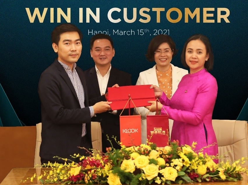 Sun World ky thoa thuan tang cuong hop tac voi Klook hinh anh
