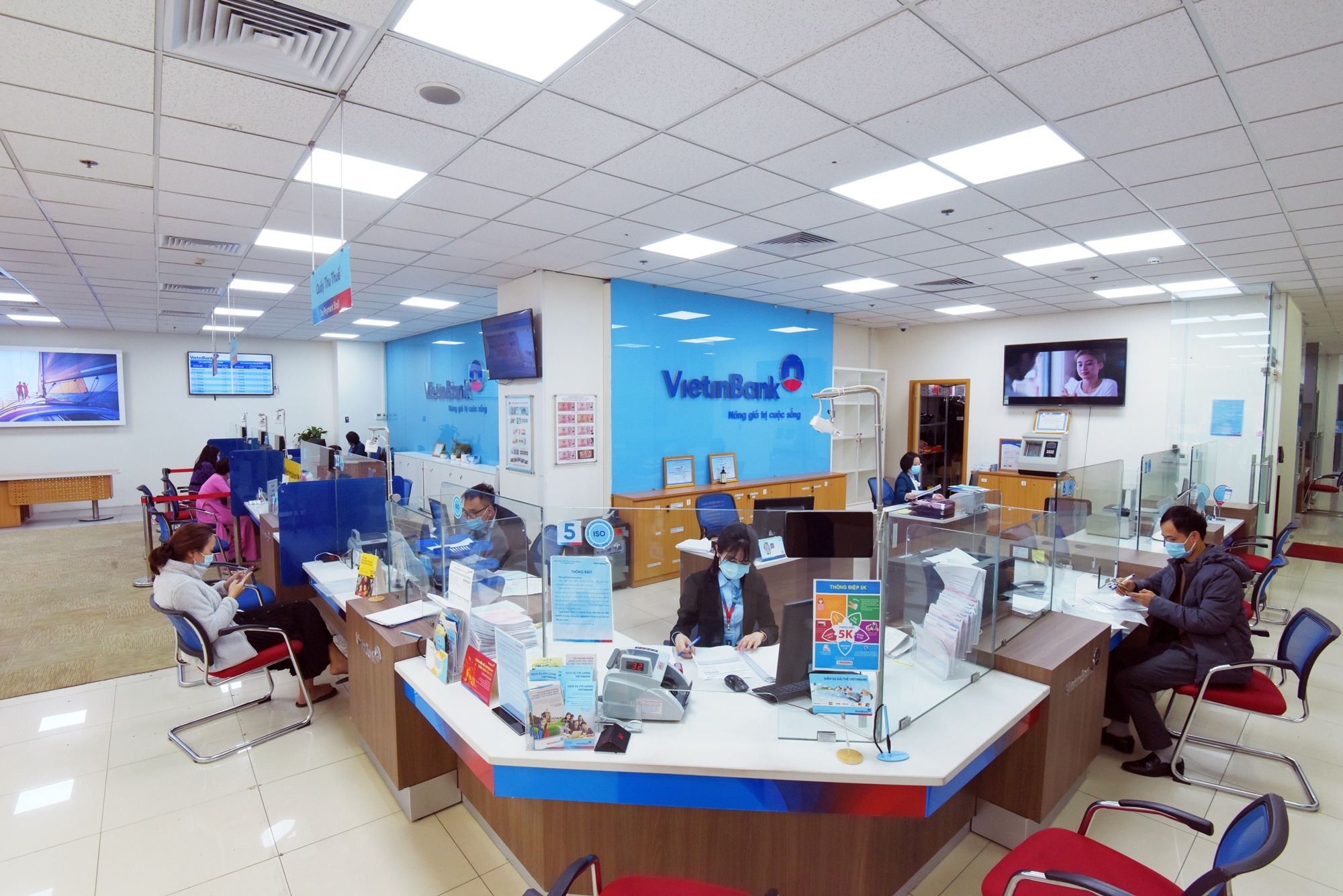 VietinBank trien khai goi tai khoan phi 0 dong hinh anh