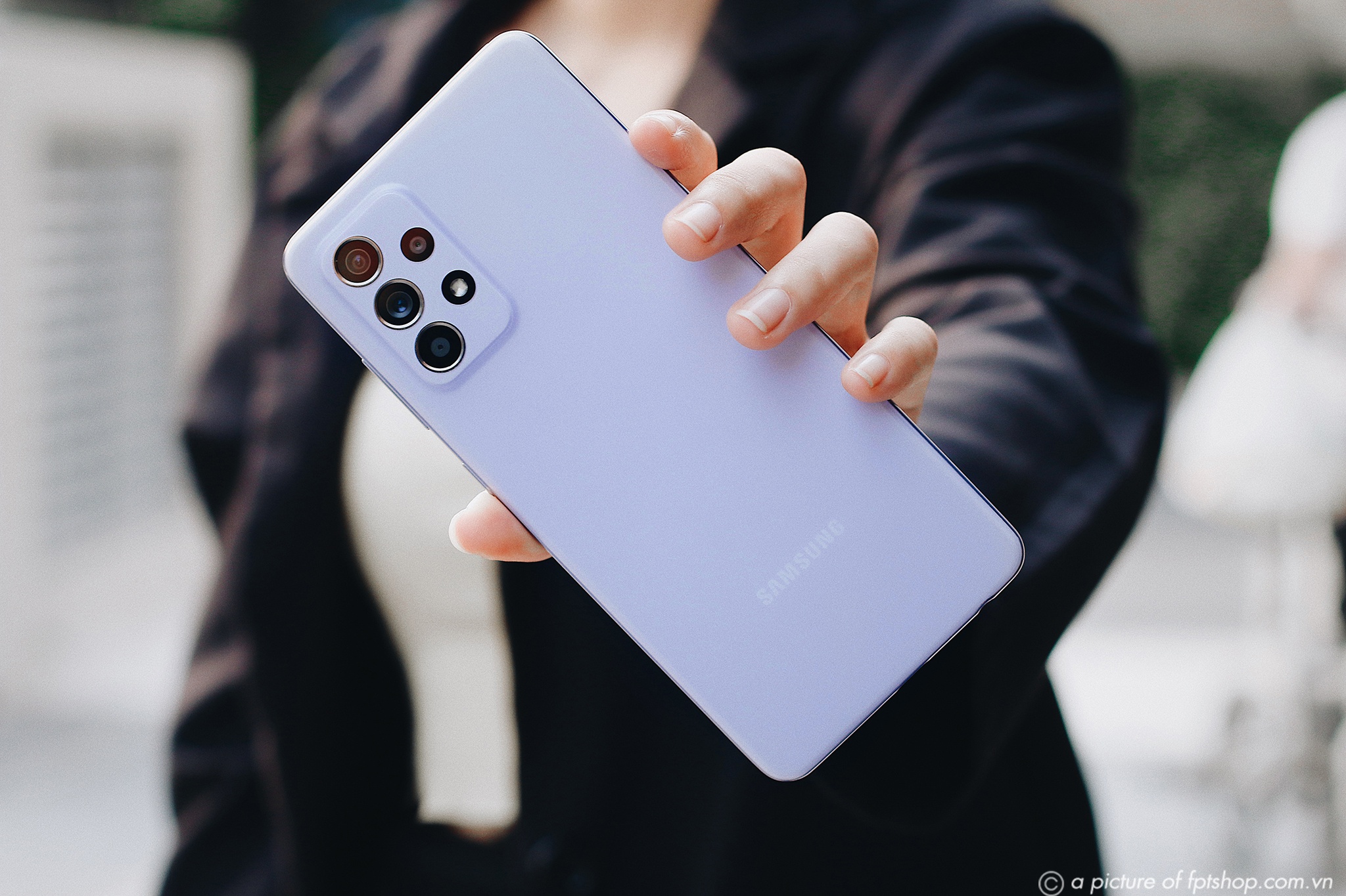 Galaxy A52,  Galaxy A72 anh 4