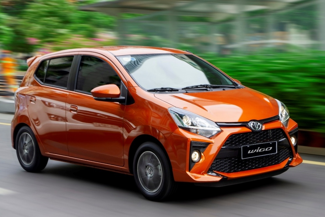 Toyota Wigo - xe co nho co khong gian noi that va cop chua do rong hinh anh