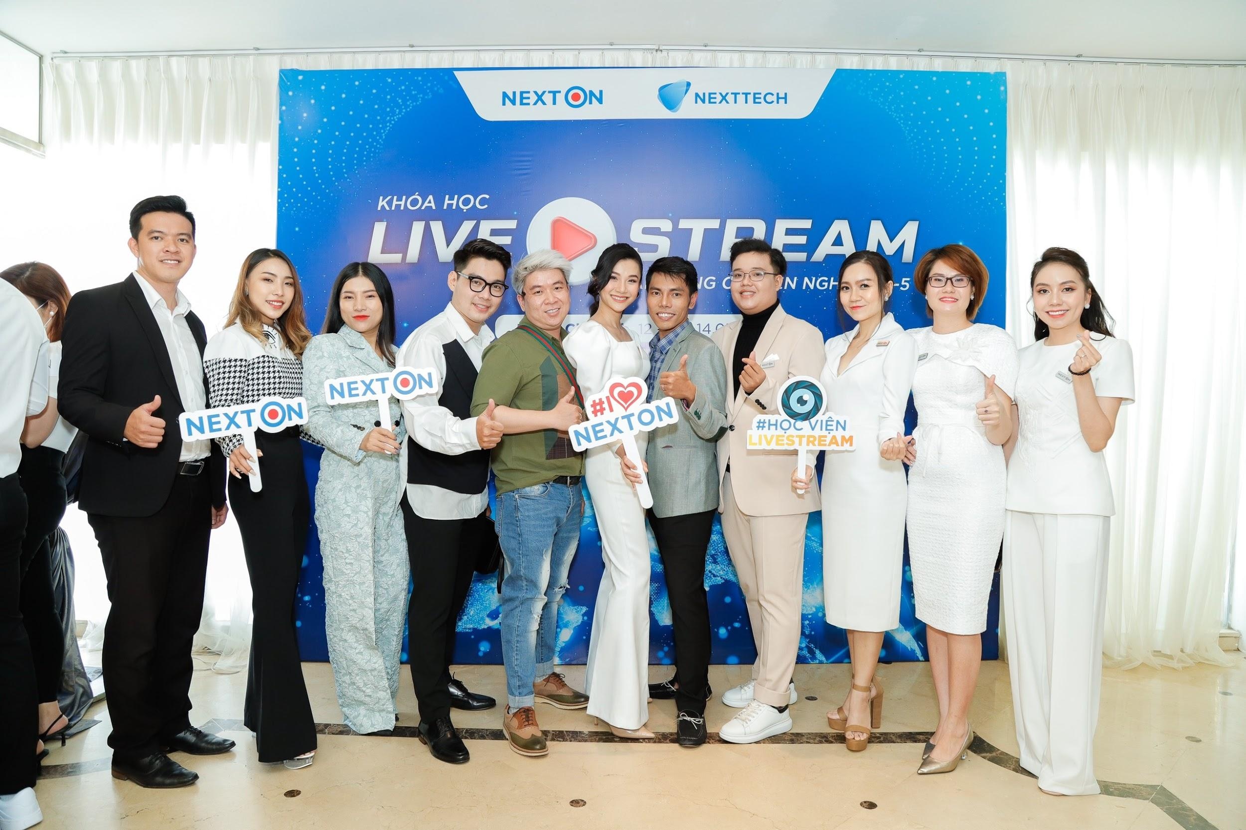 nghe streamer,  nghe MC anh 3