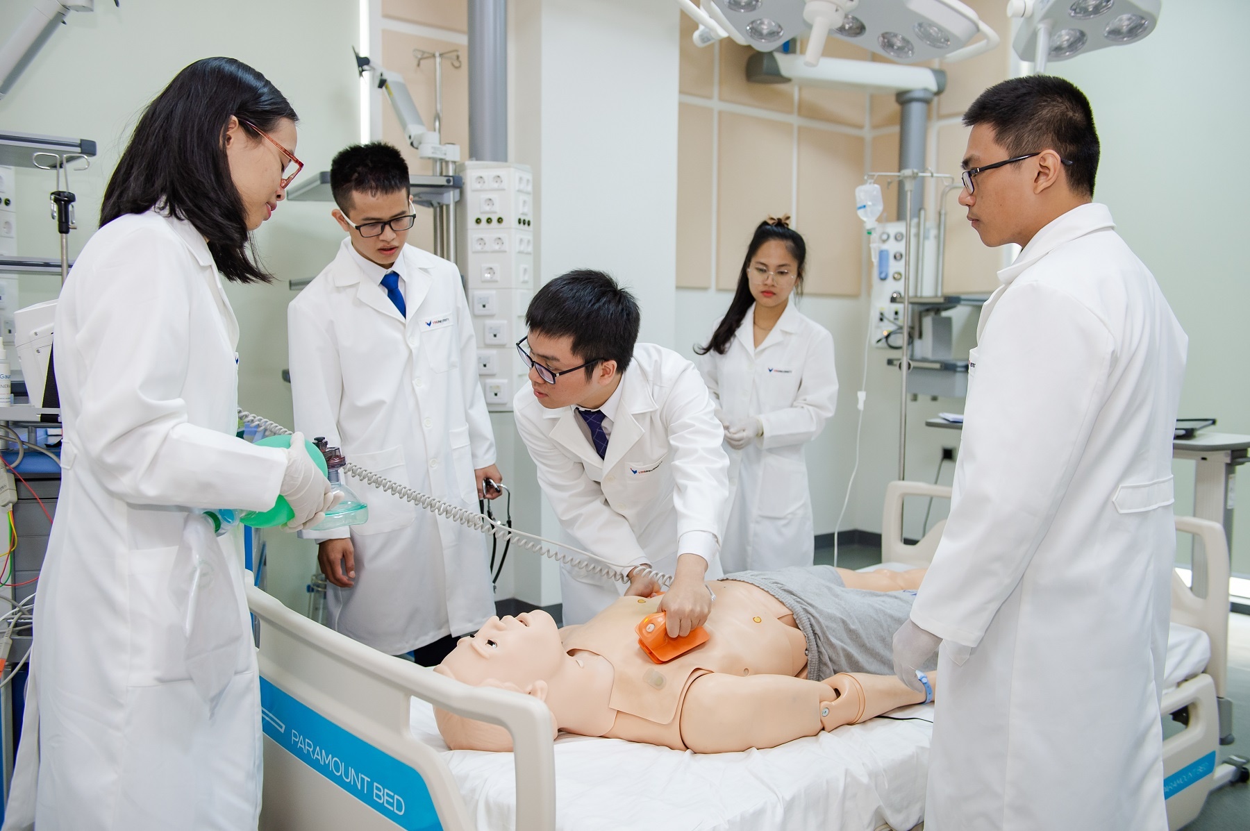 vinuni,  ngành điều dưỡng ảnh 1 vinuni,  nganh dieu duong anh 1