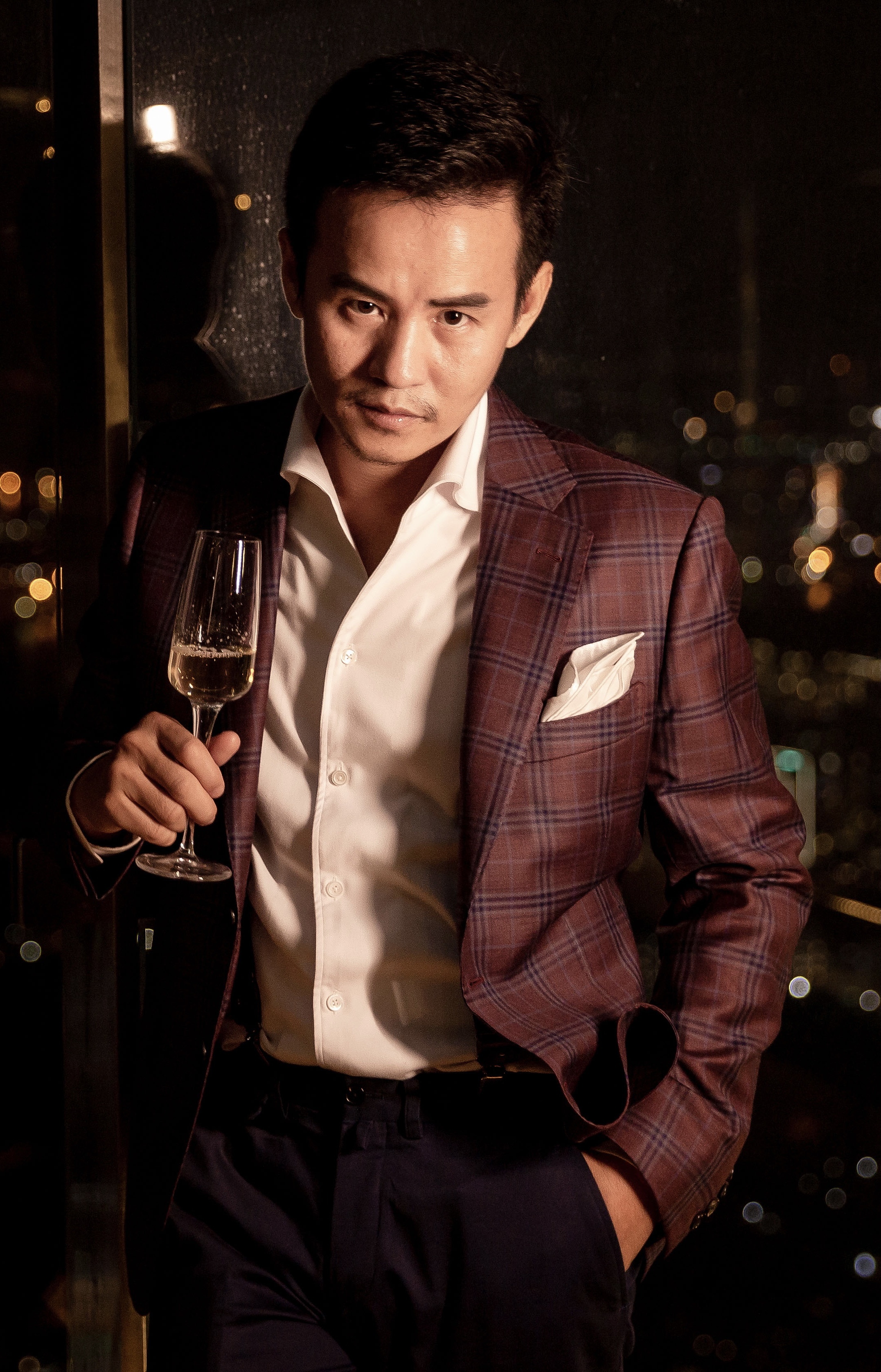 Vest,  Cao Minh Sai Gon anh 1