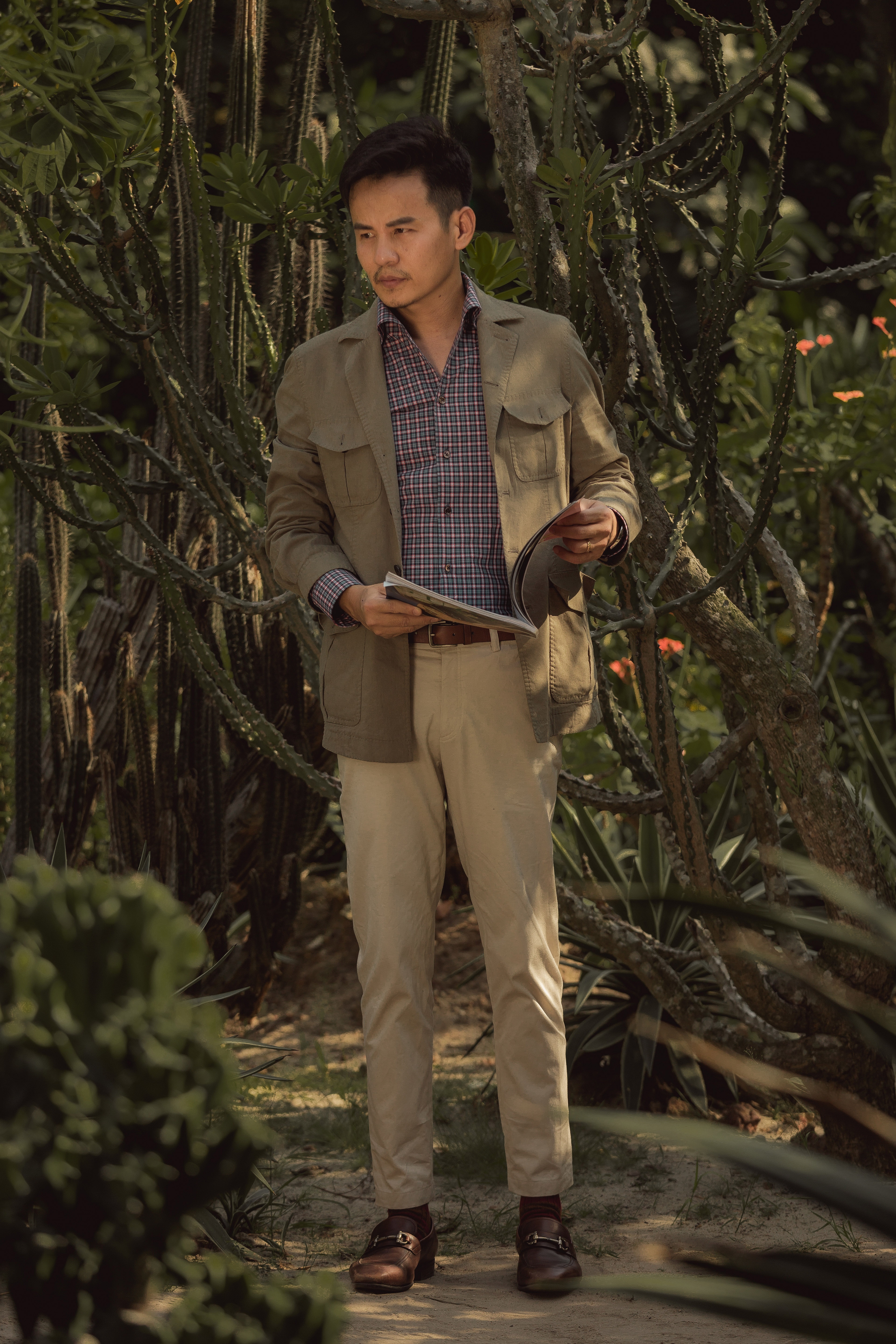 Vest,  Cao Minh Sai Gon anh 7