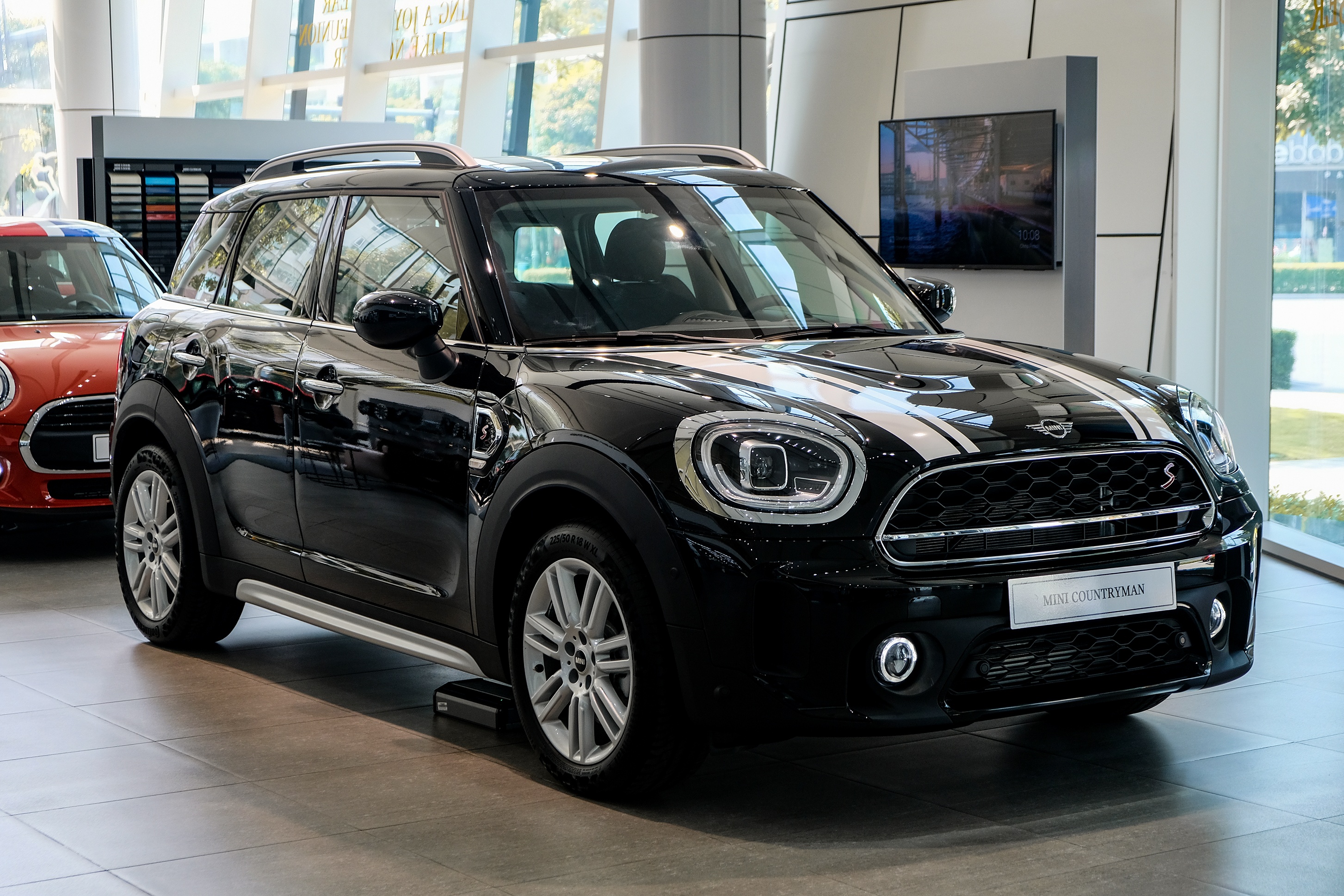 MINI Countryman moi - crossover da dung danh cho gia dinh hinh anh