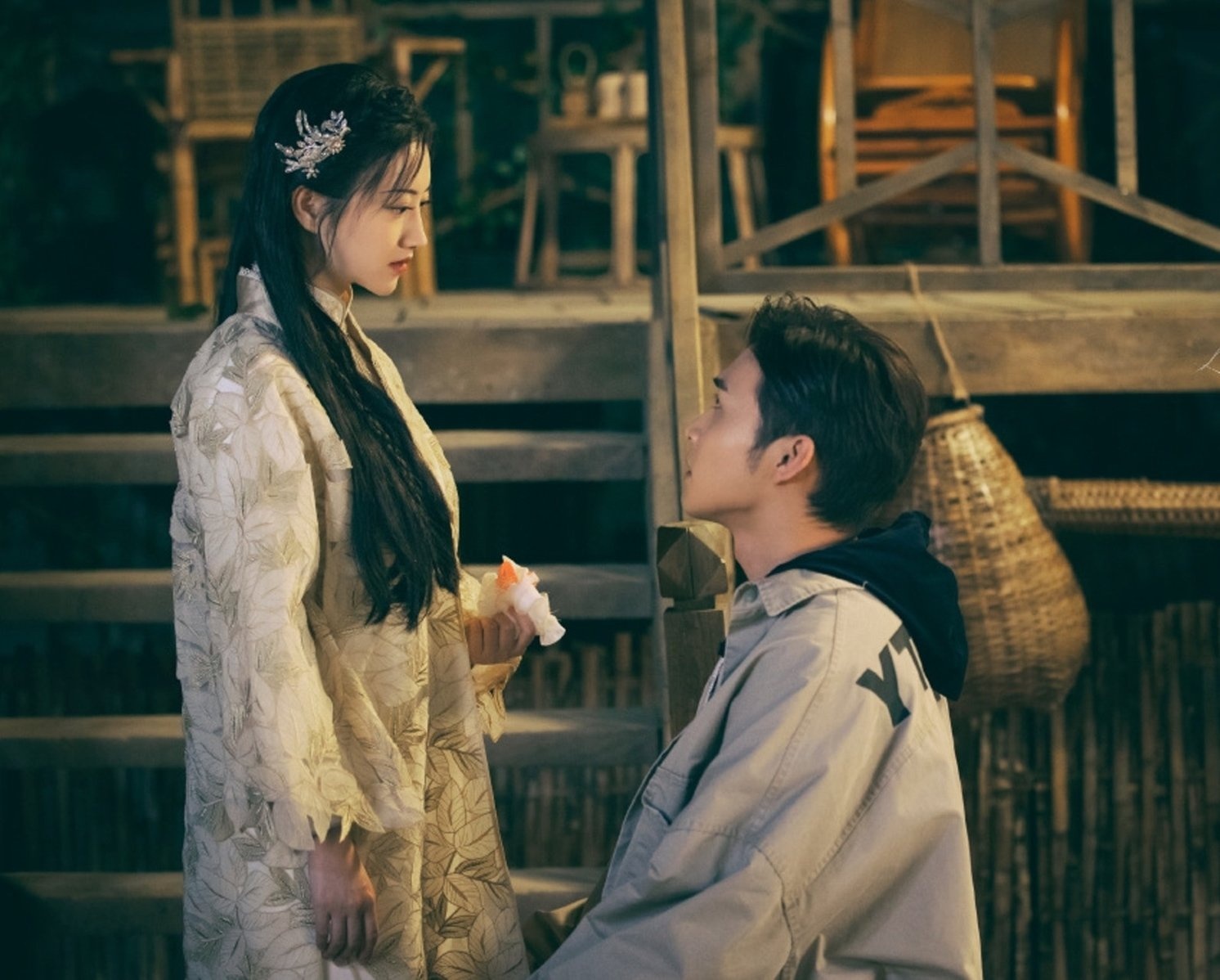 Tu Dang,  FPT Play anh 3