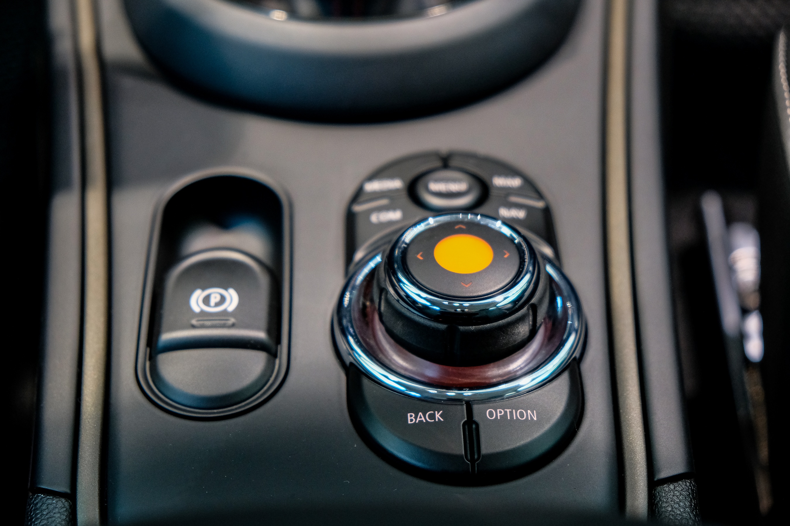 Mini Countryman,  thi truong oto Viet Nam anh 3